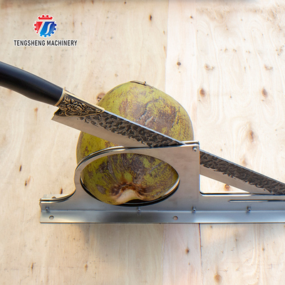 2.25KG Coconut knife A coconut skinning and skinning machine a coconut skinning machine